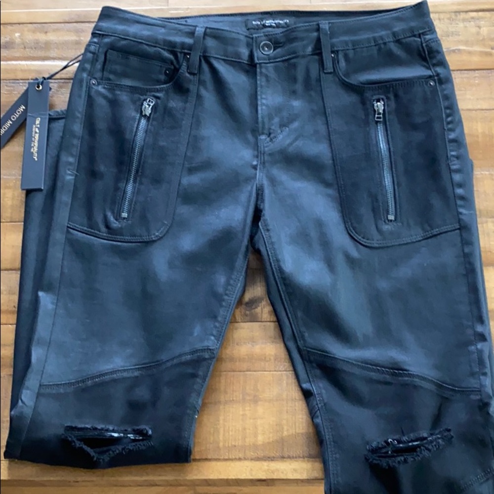 ✨ Cult of Individuality Moto Midrise Vertical Zip Coated Black Jeans ✨